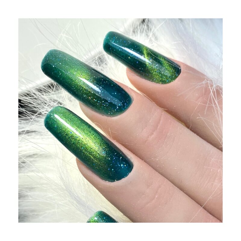 Party in Green Cat's Eyes